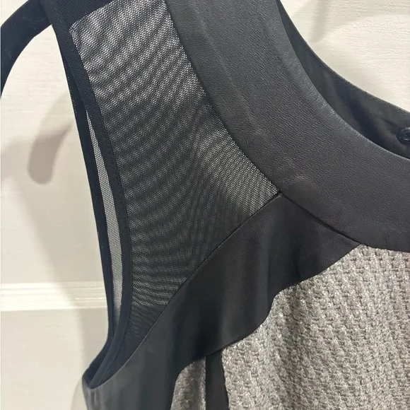 Milly Black Lambskin Leather & Metallic Silver Knit Dress Size 10. - Picture 6 of 11